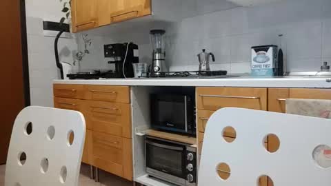 andrea_feetlover online show from January 8, 2026, 6:37 am