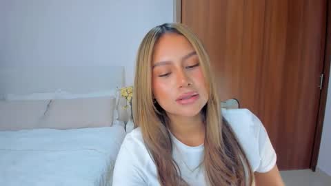 Snapshot of andrea_martini_ chatting on September 16, 2025, 11:50 pm andrea online show from September 16, 2025, 11:50 pm