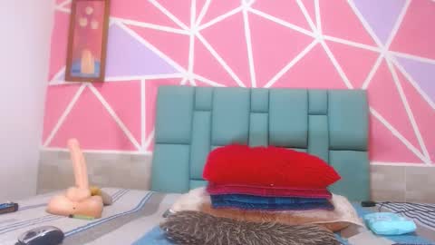 Snapshot of andrea_ospina1 chatting on December 19, 2024, 1:18 pm andrea ospina1 online show from December 19, 2024, 1:18 pm