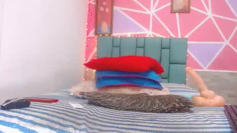 Snapshot of andrea_ospina1 chatting on January 13, 2025, 8:37 pm andrea ospina1 online show from January 13, 2025, 8:37 pm