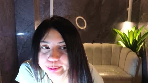 andrea_tx online show from February 5, 2026, 1:49 pm