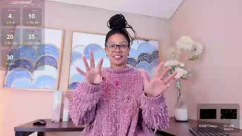 Andrea Zoelins online show from June 19, 2026, 2:43 pm
