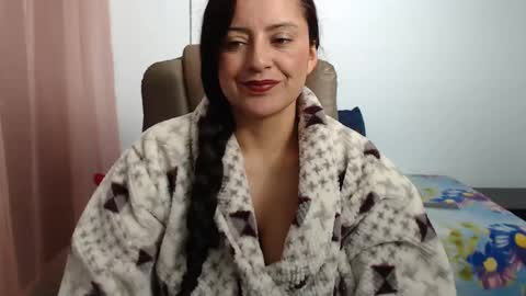 andreadelgado online show from January 26, 2025, 2:24 am