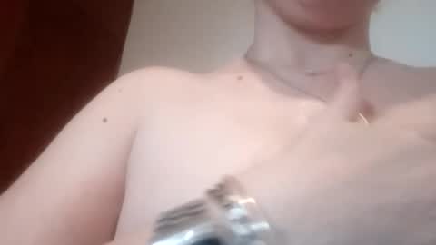 andreamartinssean2018 online show from May 3, 2026, 5:02 am