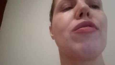 andreamartinssean2018 online show from May 7, 2026, 11:59 am
