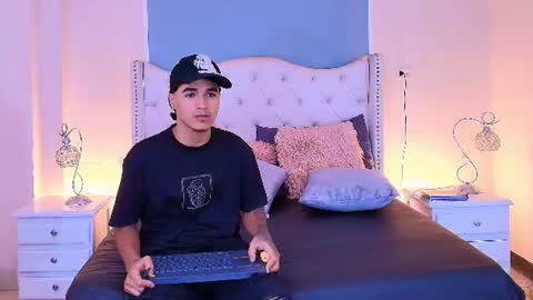 Andreao online show from July 14, 2026, 11:49 am