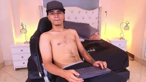 Andreao online show from July 28, 2026, 4:39 pm