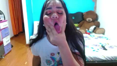 Snapshot of andrebigboobs chatting on March 24, 2026, 11:10 pm Andre online show from March 24, 2026, 11:10 pm