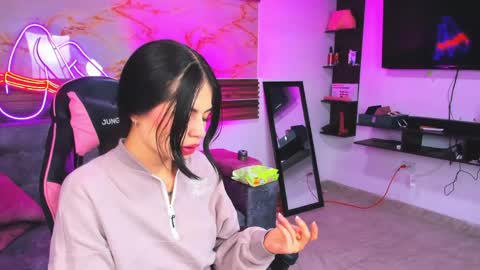 andrees_s online show from May 31, 2026, 1:47 am