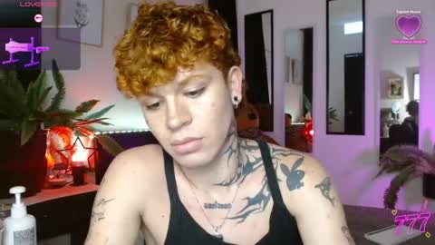Snapshot of andreewwolffman chatting on May 7, 2026, 9:53 pm Andrew online show from May 7, 2026, 9:53 pm