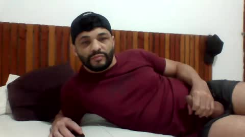 Snapshot of andreloko123 chatting on December 10, 2024, 7:22 pm andreloko123 online show from December 10, 2024, 7:22 pm