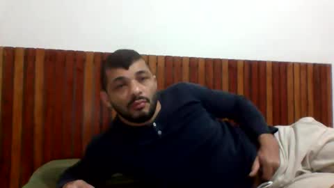 andreloko123 online show from May 11, 2026, 2:50 am
