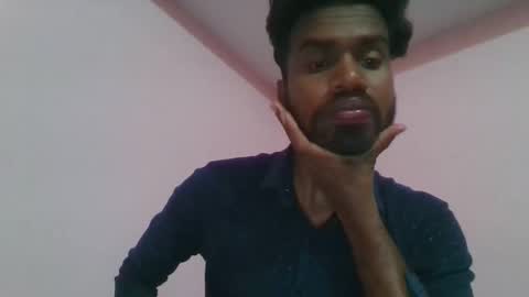 andres01_ online show from April 4, 2026, 2:14 pm