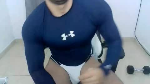 andres180950734 online show from October 6, 2025, 11:07 am
