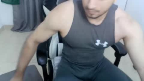 andres180950734 online show from February 27, 2026, 12:16 pm