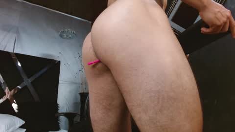 insta andres clark  online show from January 10, 2025, 9:53 pm