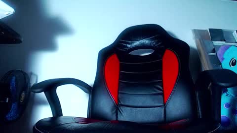 Andrs   o online show from September 30, 2025, 11:32 pm