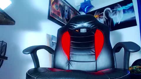 Andrs   o online show from October 6, 2025, 12:46 pm