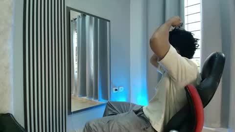 andres_cream online show from September 16, 2025, 12:28 pm