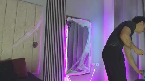 Snapshot of andres_cream chatting on October 9, 2025, 12:14 pm andres_cream online show from October 9, 2025, 12:14 pm