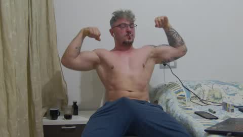 andres_dasli online show from March 9, 2025, 5:44 am