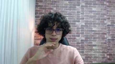 andres_ocasio online show from February 24, 2025, 12:05 pm