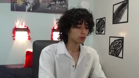 andres_ocasio online show from March 3, 2025, 12:58 pm