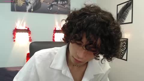 andres_ocasio online show from March 3, 2025, 4:03 pm