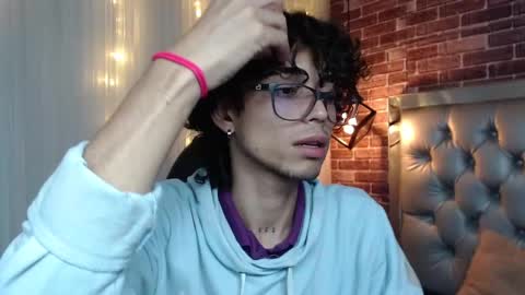 andres_ocasio online show from March 11, 2025, 1:56 pm