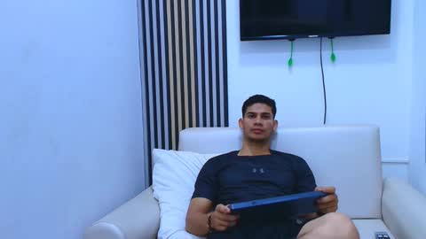 Snapshot of andres_stud chatting on February 22, 2026, 3:51 am andres_stud online show from February 22, 2026, 3:51 am