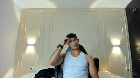 andres_stud online show from June 23, 2026, 3:26 am