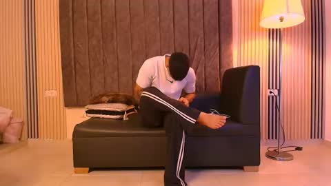 andres_stud online show from July 12, 2026, 3:19 am