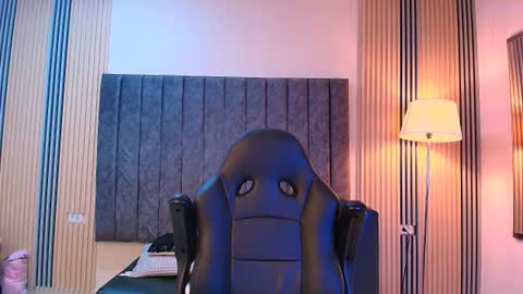 andres_stud online show from July 15, 2026, 5:02 am