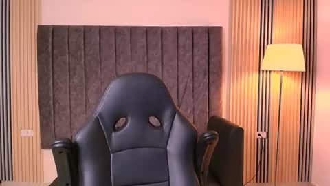 andres_stud online show from July 18, 2026, 5:22 am