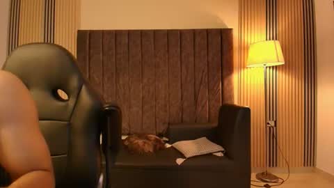 andres_stud online show from July 27, 2026, 4:08 am