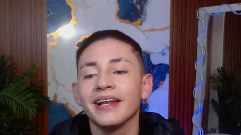 andres_tay online show from April 28, 2026, 2:38 am