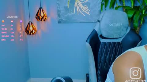 Snapshot of andresfiit chatting on September 21, 2025, 9:27 pm Andres online show from September 21, 2025, 9:27 pm