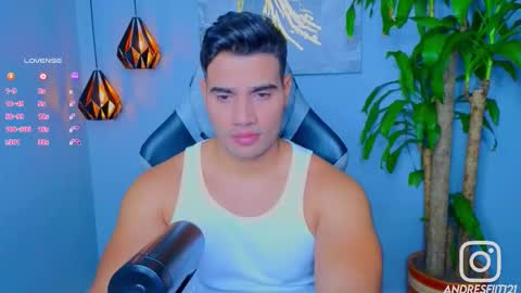 Snapshot of andresfiit chatting on September 28, 2025, 9:42 pm Andres online show from September 28, 2025, 9:42 pm