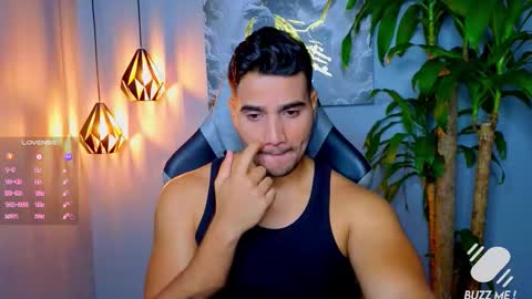 Snapshot of andresfiit chatting on October 12, 2025, 9:36 pm Andres online show from October 12, 2025, 9:36 pm