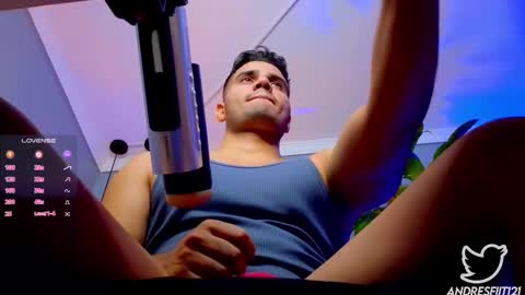 Snapshot of andresfiit chatting on October 30, 2025, 2:02 am Andres online show from October 30, 2025, 2:02 am