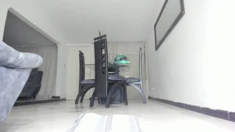 Isa  --------- online show from January 31, 2025, 2:37 am