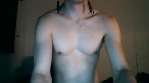 Snapshot of andresse_lat chatting on July 12, 2026, 8:05 am andresse_lat online show from July 12, 2026, 8:05 am