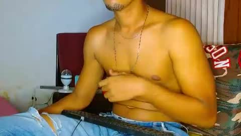 andreswj bigcock20 online show from October 5, 2025, 10:07 pm