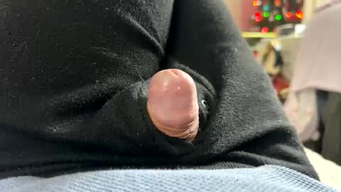 andrew1245567543_3 online show from February 4, 2026, 11:05 am