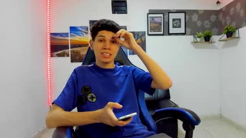 Snapshot of andrew_2811 chatting on February 14, 2026, 10:12 am andrew_2811 online show from February 14, 2026, 10:12 am