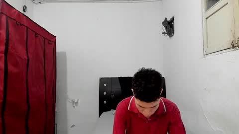 Snapshot of andrew_2811 chatting on February 19, 2026, 6:31 am andrew_2811 online show from February 19, 2026, 6:31 am