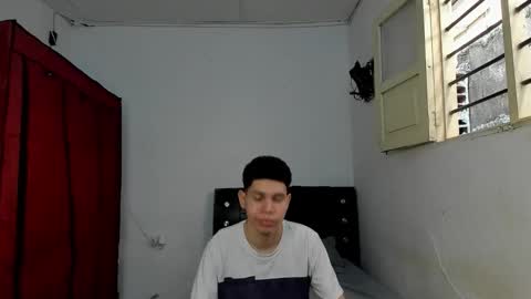 Snapshot of andrew_2811 chatting on February 21, 2026, 10:44 pm andrew_2811 online show from February 21, 2026, 10:44 pm