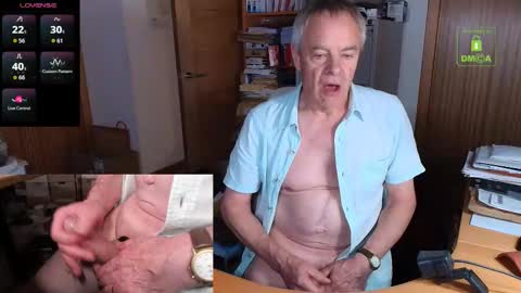 Snapshot of andrew_9999 chatting on October 9, 2025, 10:52 pm Andrew online show from October 9, 2025, 10:52 pm