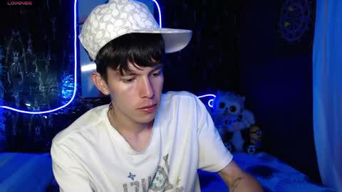 andrew_angels online show from April 15, 2026, 8:21 am