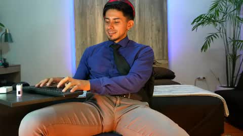 Andrew online show from May 8, 2026, 3:12 am